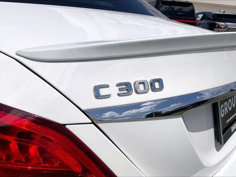 Used 2018 Mercedes-Benz C 300 Sedan image 28