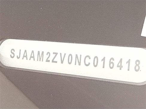 Used 2022 Bentley Bentayga image 34