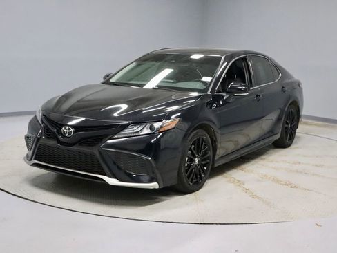 Used 2024 Toyota Camry XSE FWD image 8