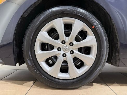 Certified 2023 Toyota Corolla LE image 9