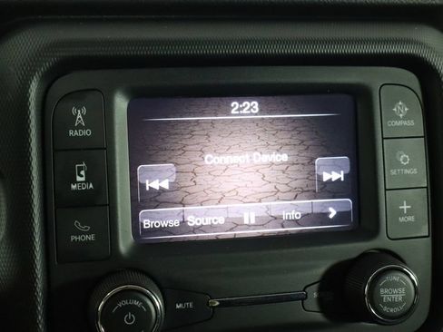 Used 2021 Jeep Wrangler Sport AWD/4WD image 30