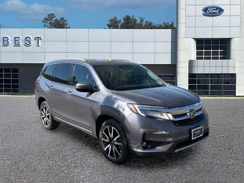 Used 2022 Honda Pilot Touring image 3