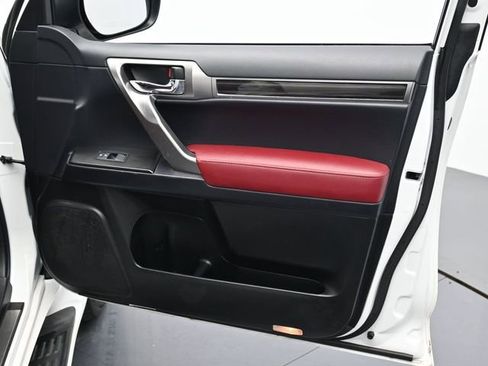 Used 2022 Lexus GX 460 Premium w/ Premium Plus Package image 31