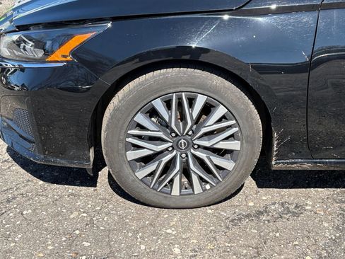 Used 2025 Nissan Altima 2.5 SV image 28