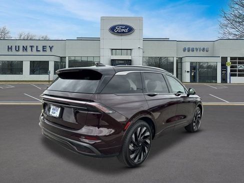 Used 2025 Lincoln Nautilus Black Label w/ Jet Appearance Package AWD/4WD image 5