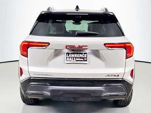 New 2027 GMC Terrain AT4 w/ Technology Package II AWD/4WD image 4