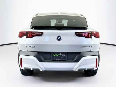 Used 2026 BMW X2 xDrive28i AWD/4WD image 7