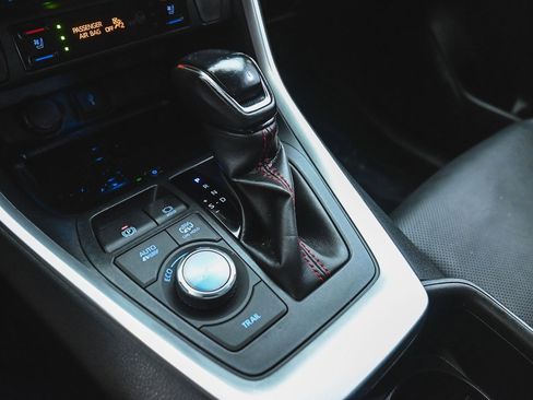 Used 2022 Toyota RAV4 XSE w/ Premium Package image 29