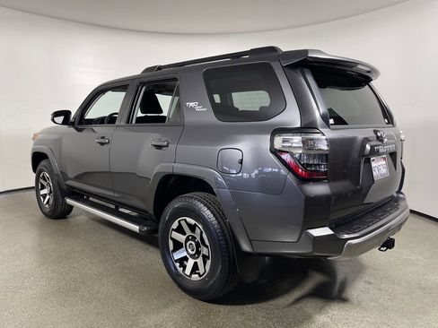 Certified 2023 Toyota 4Runner TRD Off-Road AWD/4WD image 5