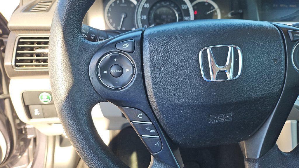 Used 2015 Honda Accord EX image 10