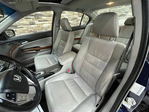 Used 2011 Honda Accord EX-L image 27