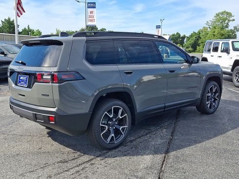 New 2026 Jeep Cherokee Overland w/ Trailer Tow Group AWD/4WD image 6