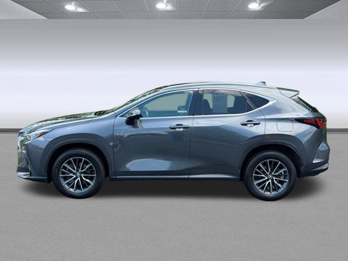 Certified 2022 Lexus NX 250 AWD image 2