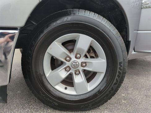 Used 2024 RAM 1500 Classic SLT image 41