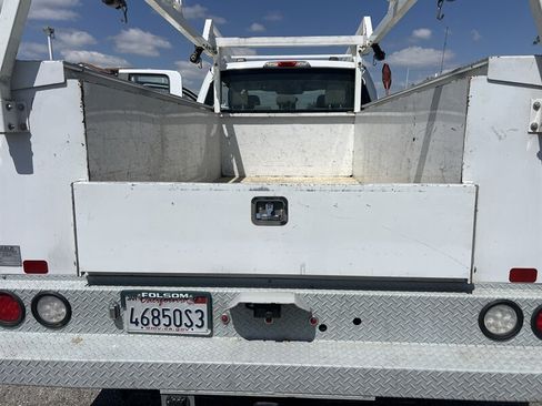 Used 2022 Ford F250 XL w/ STX Appearance Package RWD image 8