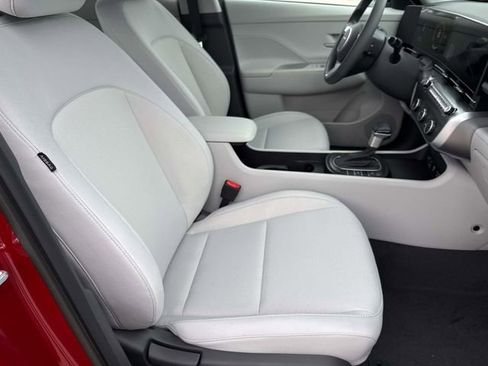 New 2026 Hyundai Kona SE image 16