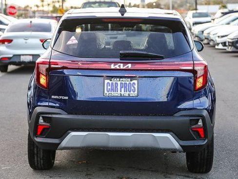 New 2026 Kia Seltos LX image 8