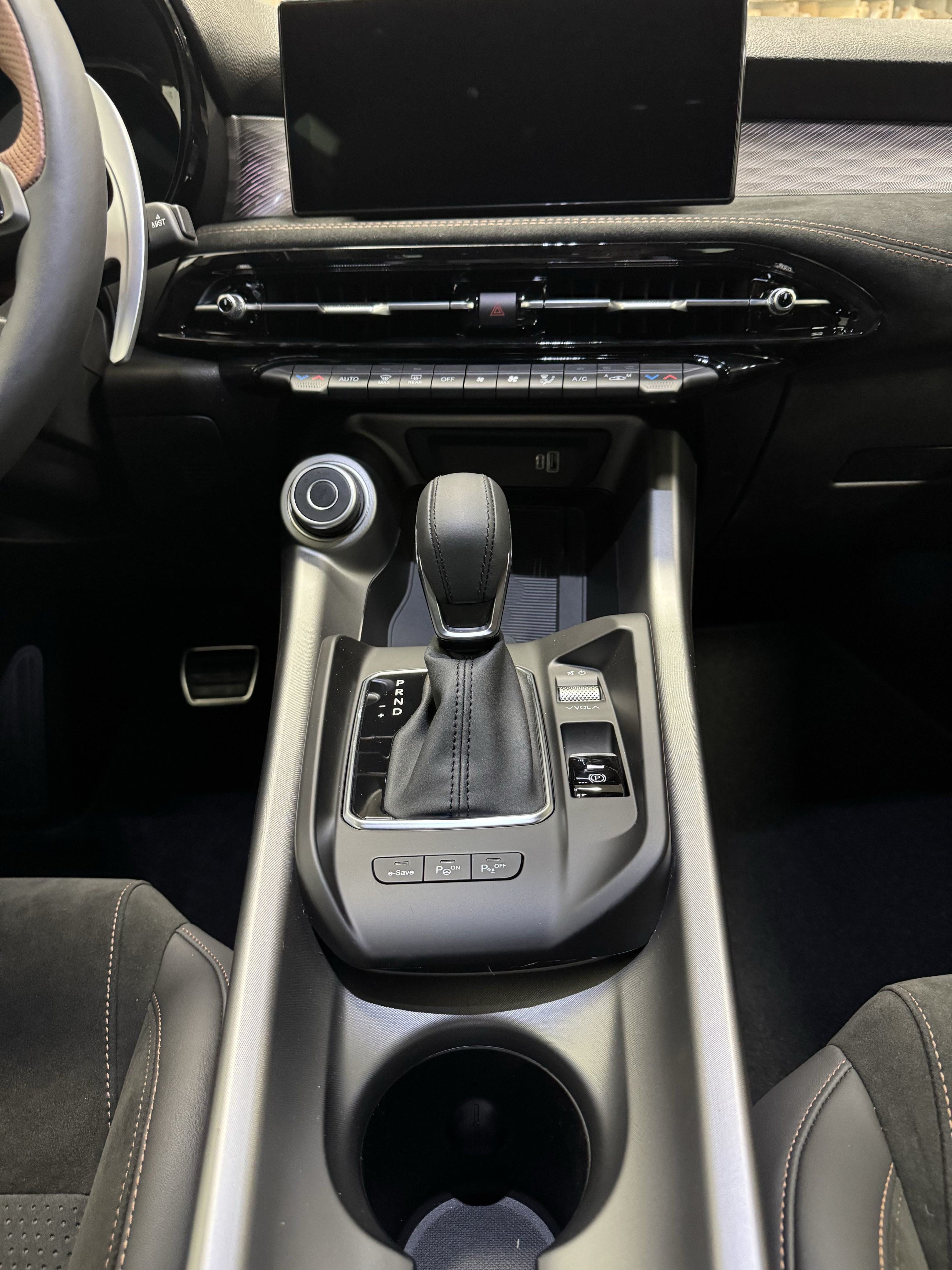 New 2025 Alfa Romeo Tonale AWD/4WD image 13