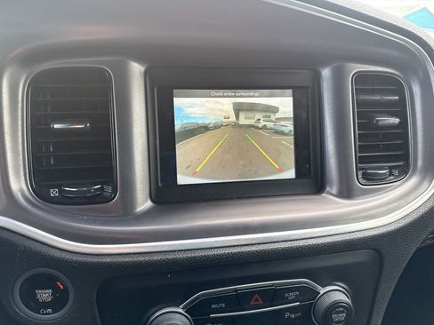 Used 2022 Dodge Charger SXT w/ Blacktop Package image 13