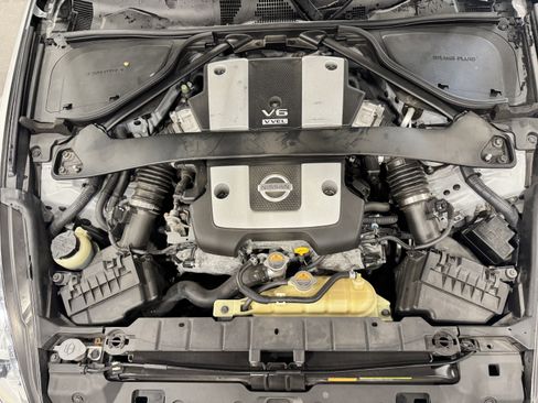 Used 2012 Nissan 370Z Coupe image 31