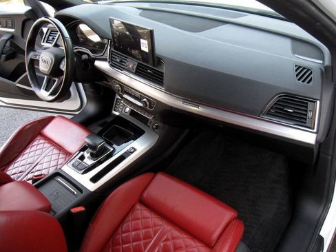 Used 2021 Audi SQ5 Premium Plus w/ Premium Plus Package image 25