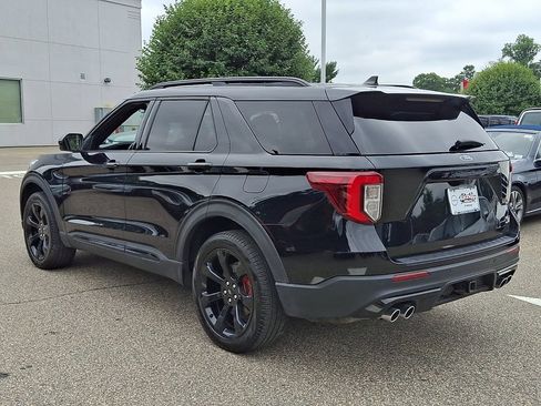 Used 2022 Ford Explorer ST w/ ST Street Pack AWD/4WD image 6