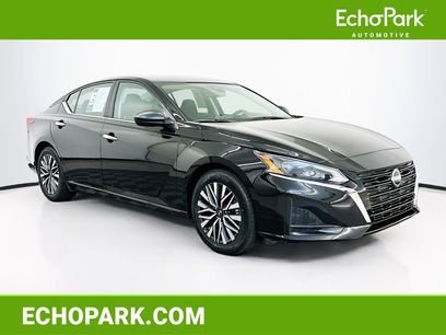 Used 2025 Nissan Altima 2.5 SV