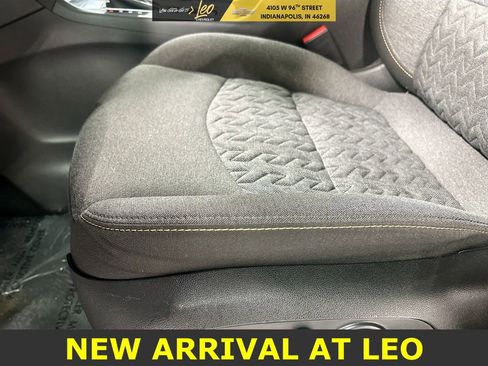 Used 2024 Chevrolet Equinox LT image 18