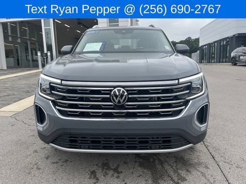 Certified 2026 Volkswagen Atlas SEL AWD/4WD image 2