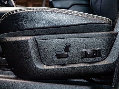 Used 2024 RAM 3500 Laramie w/ Night Edition image 22