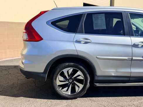 Used 2016 Honda CR-V Touring image 3