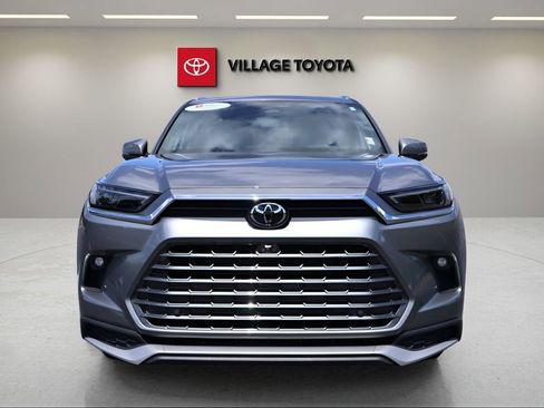 Certified 2025 Toyota Grand Highlander AWD Hybrid image 8