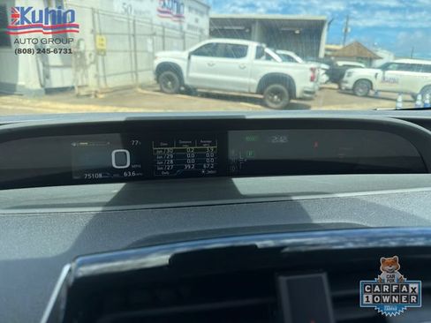 Used 2018 Toyota Prius Two FWD image 14