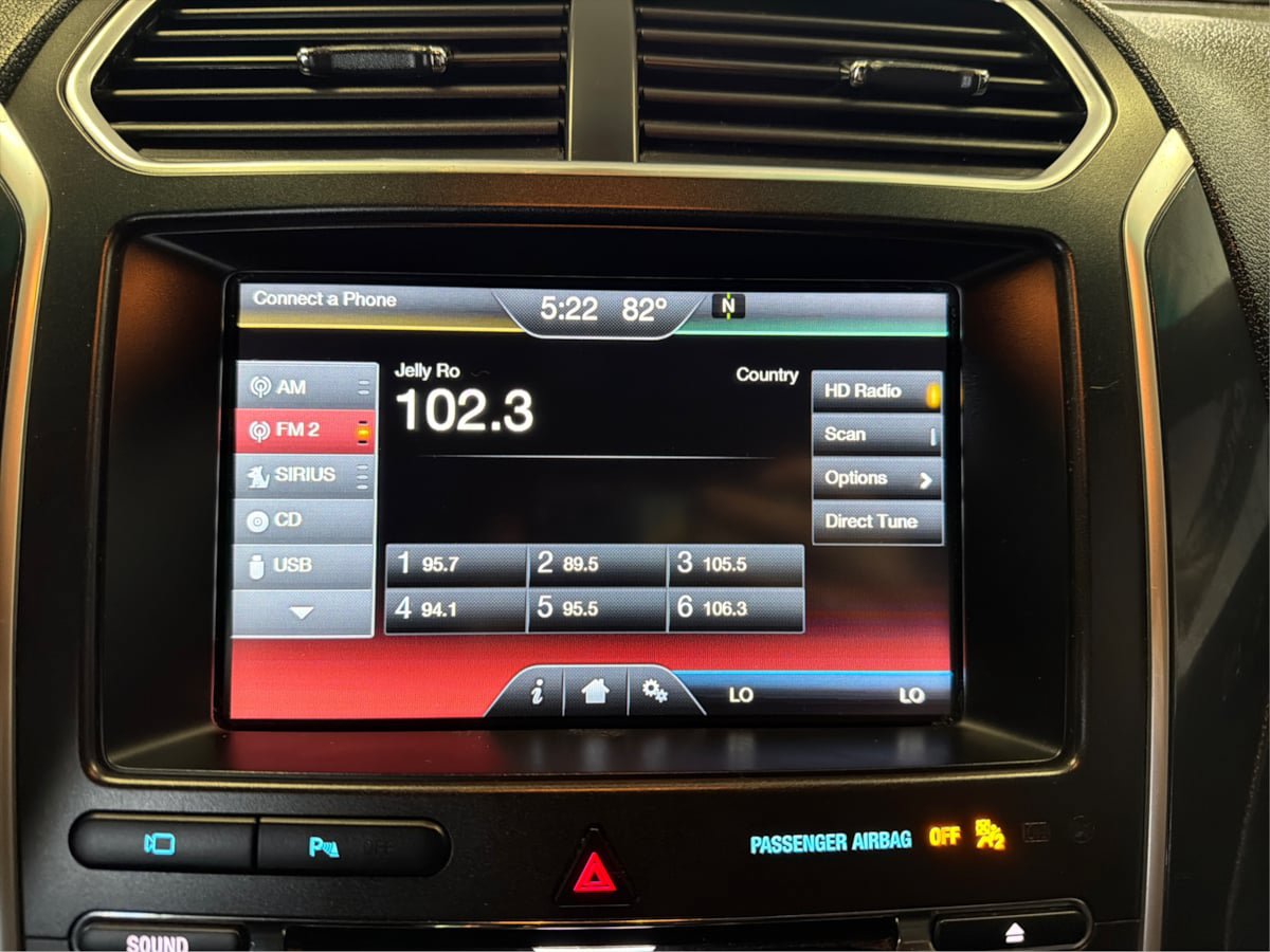 Used 2016 Ford Explorer Limited AWD/4WD image 18