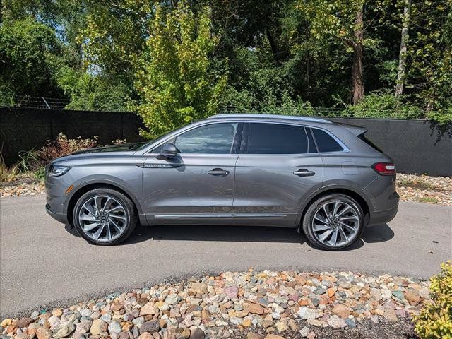Used 2023 Lincoln Nautilus Reserve w/ Equipment Group 201A AWD/4WD image 2