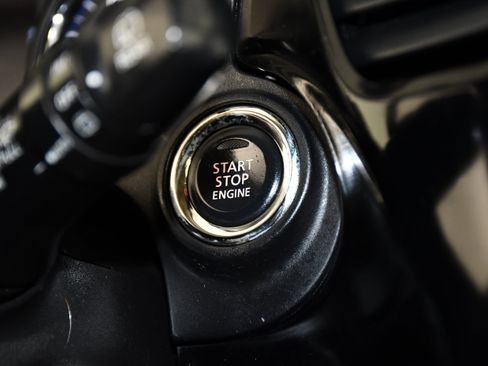 Used 2020 Mitsubishi Outlander SEL AWD/4WD image 24