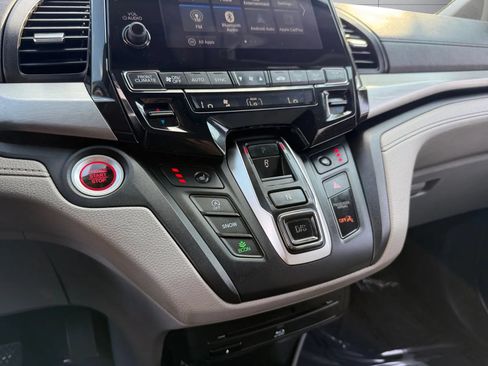 Used 2018 Honda Odyssey Touring image 33