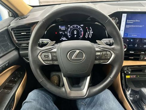 Used 2024 Lexus NX 250 FWD image 12