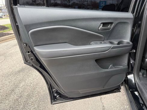 Used 2023 Honda Passport EX-L image 33