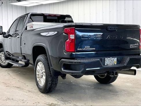 Used 2022 Chevrolet Silverado 3500 High Country AWD/4WD image 11