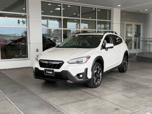 Used 2021 Subaru Crosstrek 2.5i Limited w/ Moonroof Package 2 AWD/4WD image 2