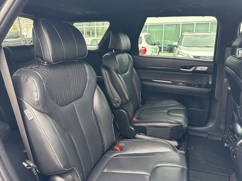 Used 2024 Hyundai Palisade Calligraphy image 24