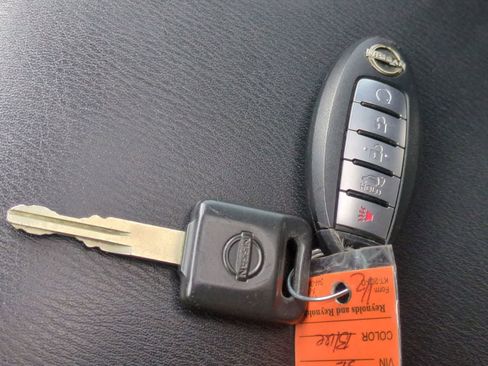 Used 2022 Nissan Armada SL w/ Captain's Chairs Package image 37