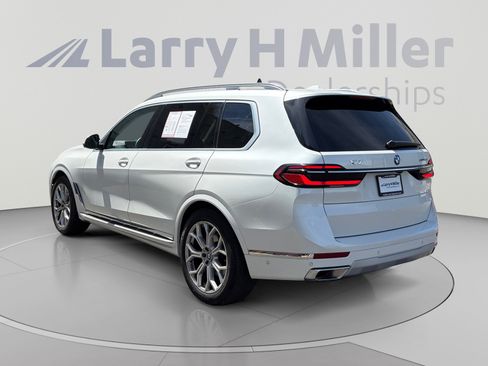 Used 2026 BMW X7 xDrive40i AWD/4WD image 3