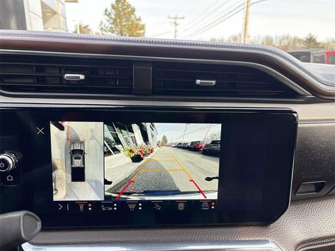 Used 2024 GMC Sierra 2500 Denali w/ Denali Reserve Package image 24