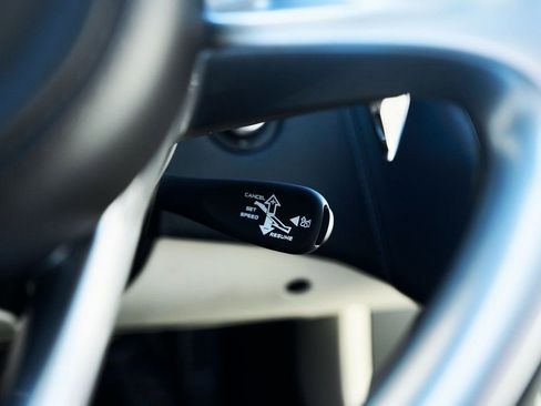 Used 2022 McLaren GT RWD image 53