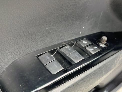 Used 2025 Toyota Camry XSE image 10