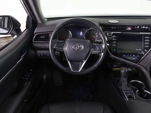 Used 2020 Toyota Camry XSE FWD image 35