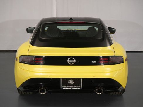 Used 2024 Nissan Z Performance w/ Floor Mat Package image 11