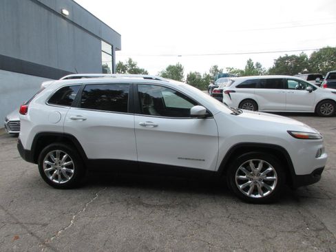 Used 2015 Jeep Cherokee Limited FWD image 4
